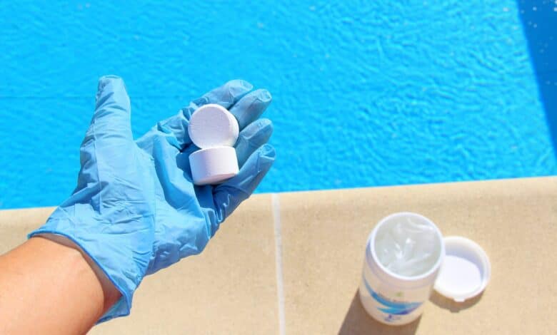 Can You Put Chlorine Tablets in a Saltwater Pool