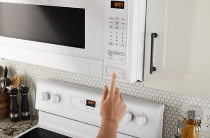 Que signifie le code SE sur un micro-ondes Maytag