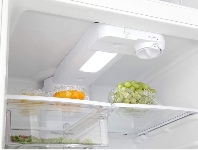 Le réfrigérateur à congélateur inférieur Kenmore ne refroidit pas