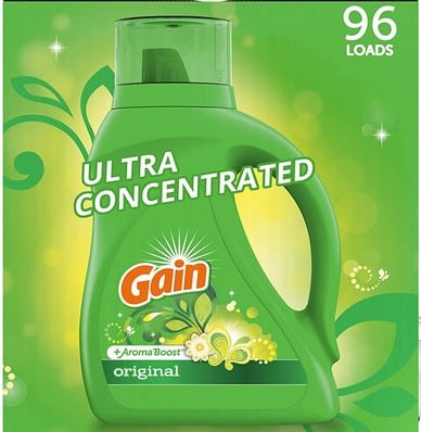 Les vêtements de la laveuse Maytag sont encore mouillés