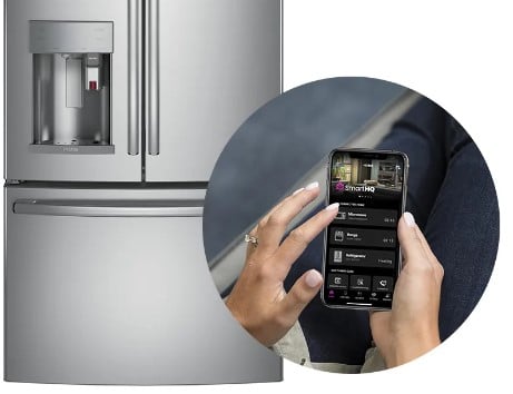 Le distributeur d'eau du réfrigérateur GE Profile ne s'arrête pas