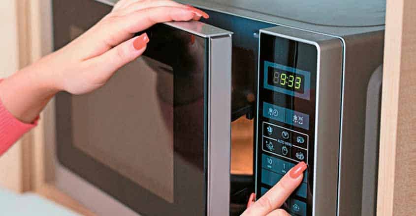 porte micro-ondes